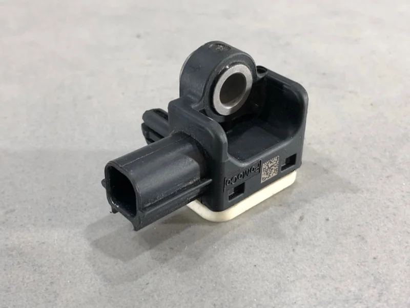 Датчик air bag Mazda 3 2012 BL