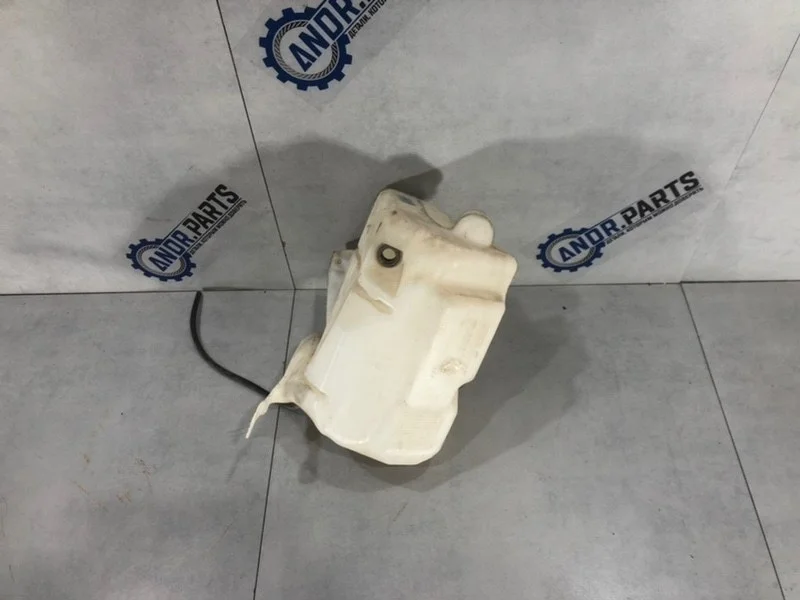 Бачок стеклоомывателя Volvo S40 2010