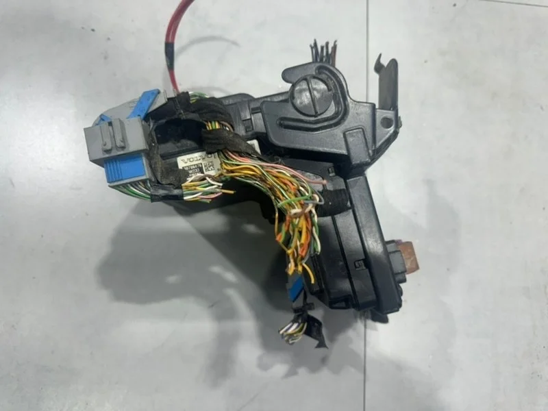 Блок предохранителей Volvo XC90