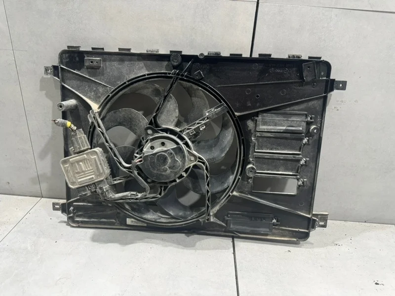 Вентилятор охлаждения радиатора Volvo XC60 2011