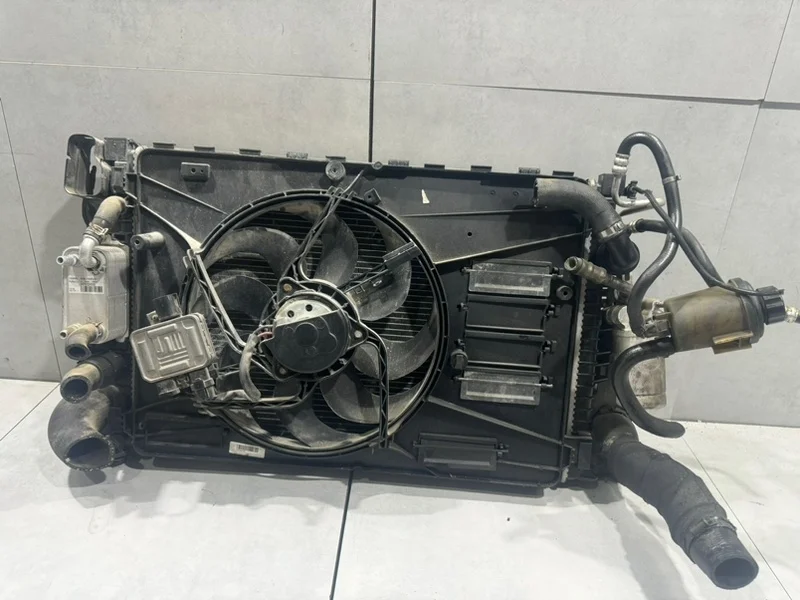 Вентилятор охлаждения радиатора Volvo XC60