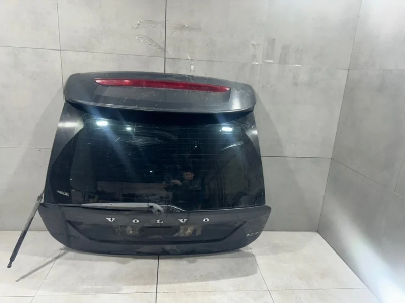 Дверь багажника Volvo XC60
