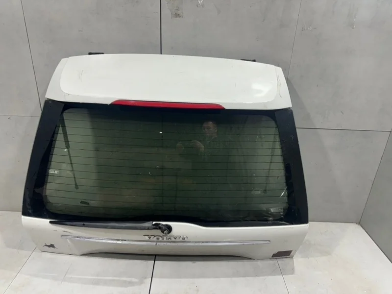 Дверь багажника Volvo XC90