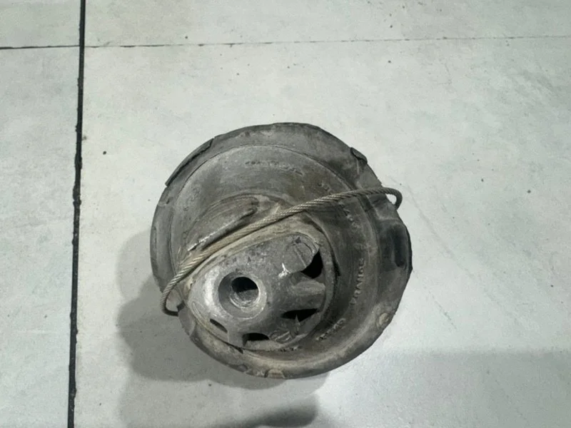 Подушка двигателя Volvo XC90