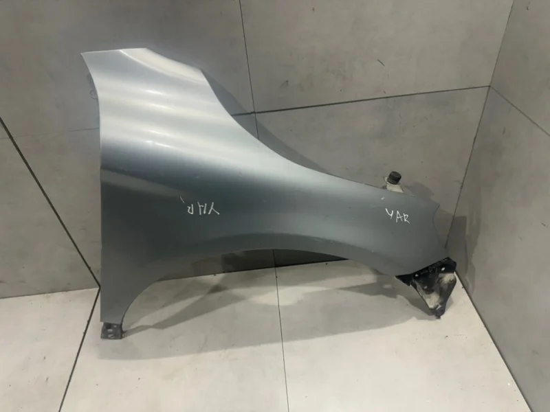 Крыло Volvo XC60