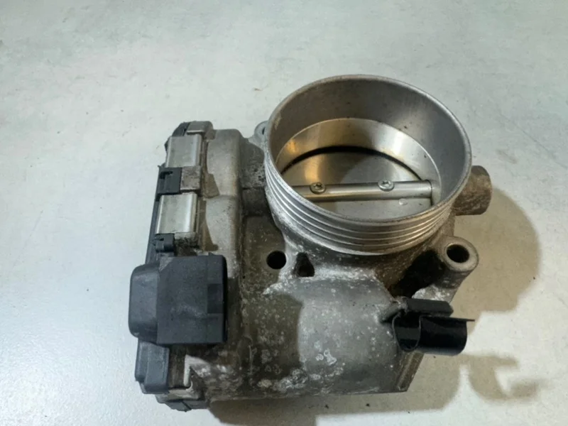 Дроссельная заслонка Volvo S80