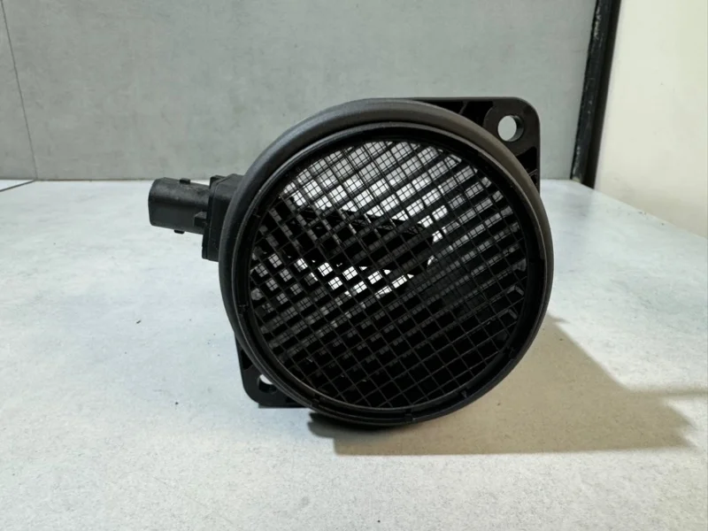 Расходомер воздуха (массметр) Volvo S80