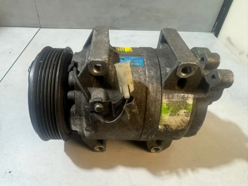 Компрессор кондиционера Volvo XC70