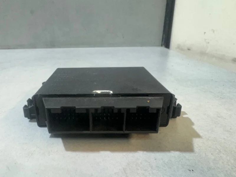 Блок управления парктроником Volvo XC60