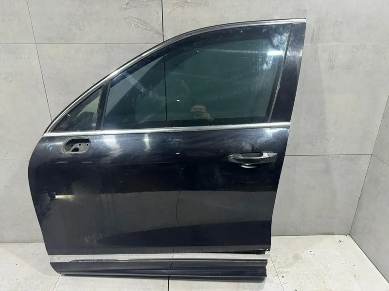 Дверь боковая Volkswagen Touareg 2012