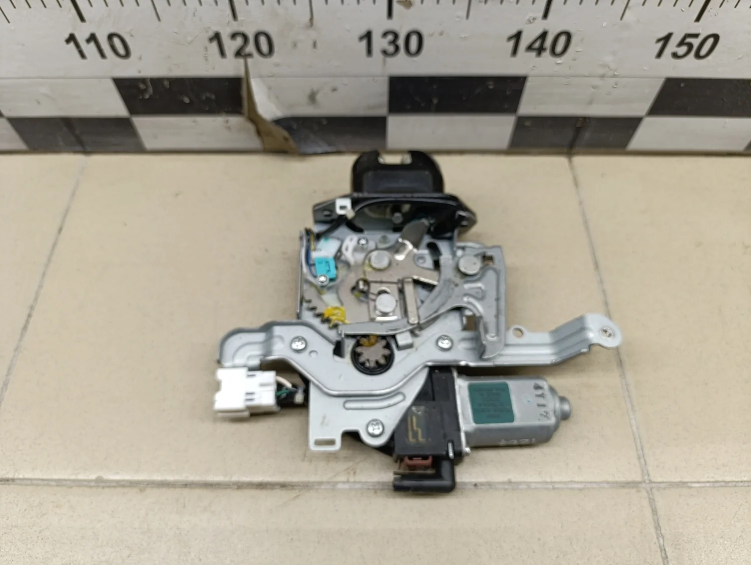 Замок багажника X-Trail (T32) 2014>