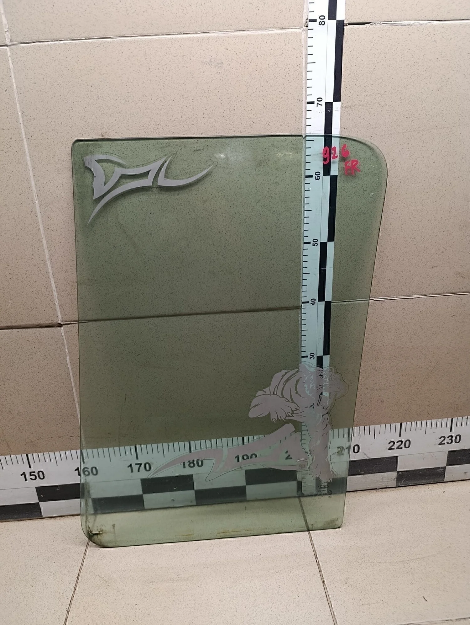 Стекло двери передней правой Transit 2006-2013