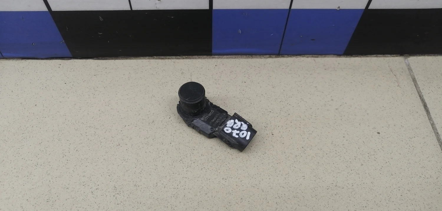 Датчик парковки RAV 4 2013-2019