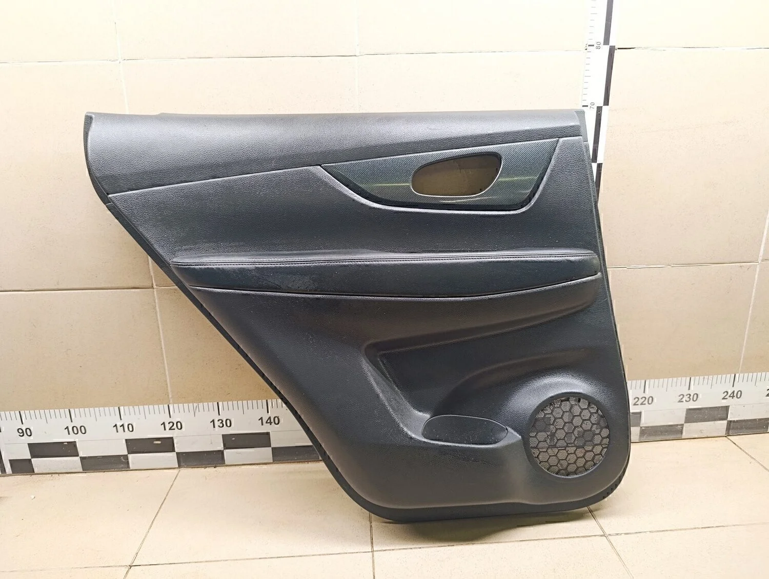 Обшивка двери задней левой X-Trail (T32) 2014>