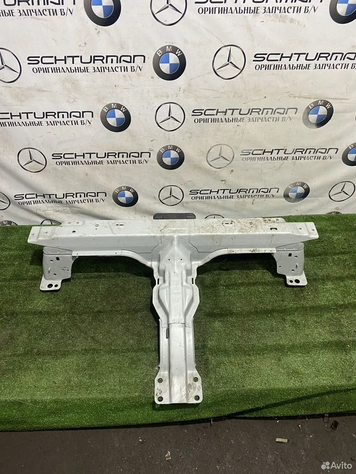 Поперечина сзади mercedes gls x166 а1646100720