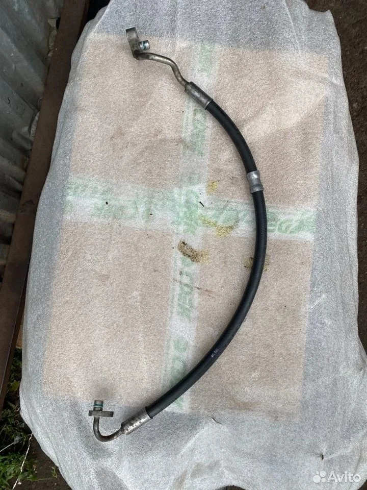 Эластичный шланг bmw f10 32416798235