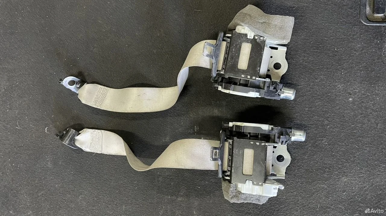 Ремень безопасности задний mercedes w218 c218