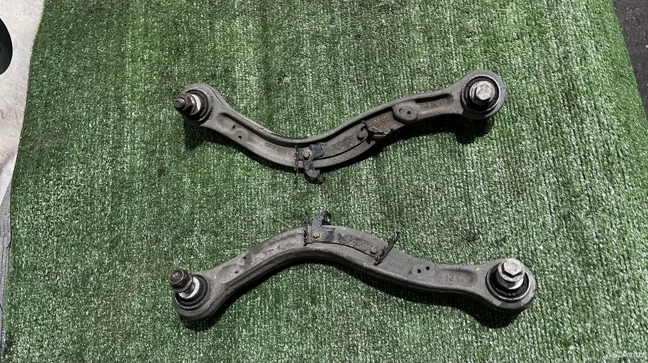 Рычаг подвески задний верхний range rover l405 l49