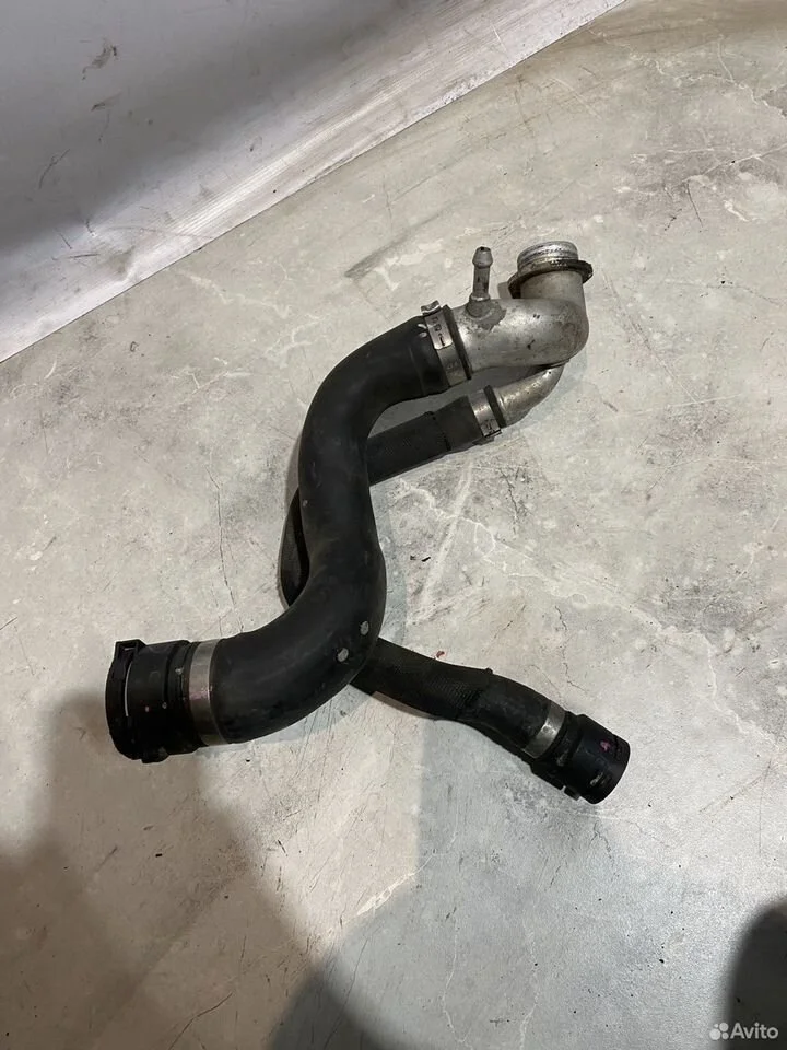Патрубок шланг охлаждения bmw x5 e70 x6 e71