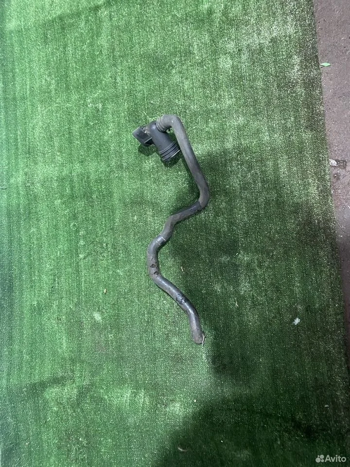 Фланец системы охлаждения mercedes a6422001156