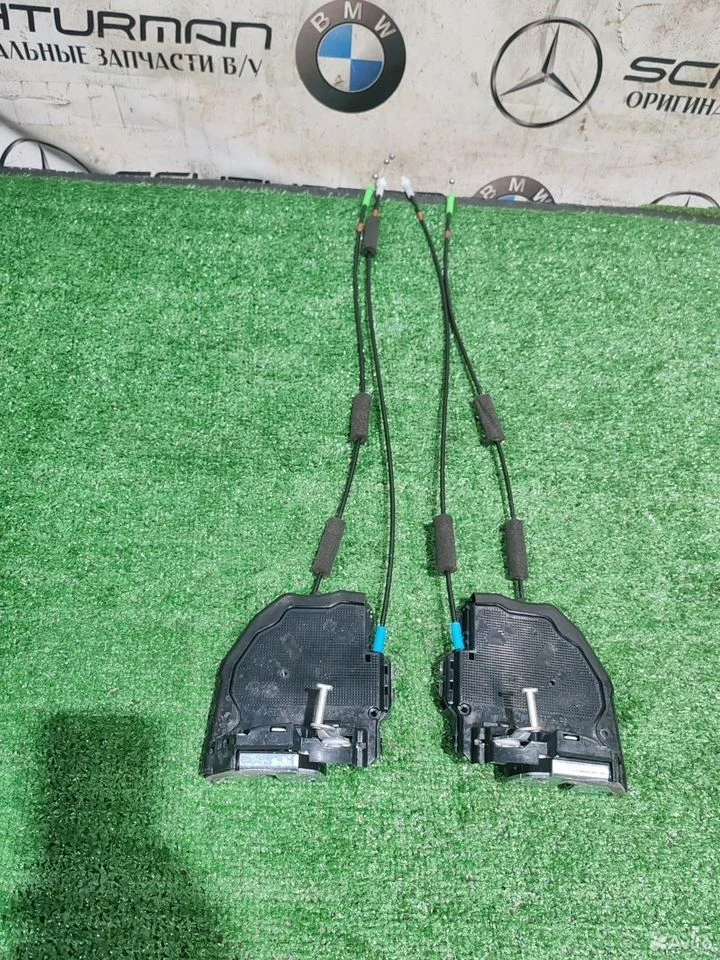 Замок задней двери toyota lexus