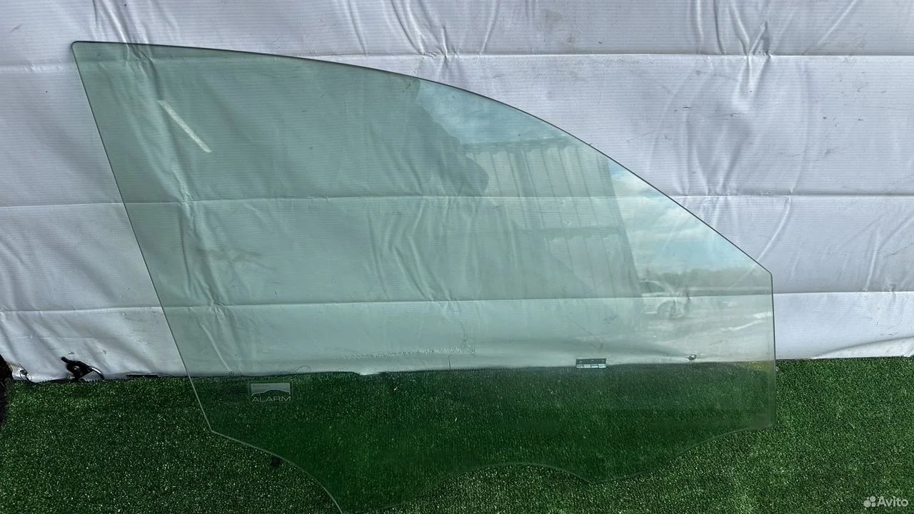 Стекло правой двери mercedes w166 x166