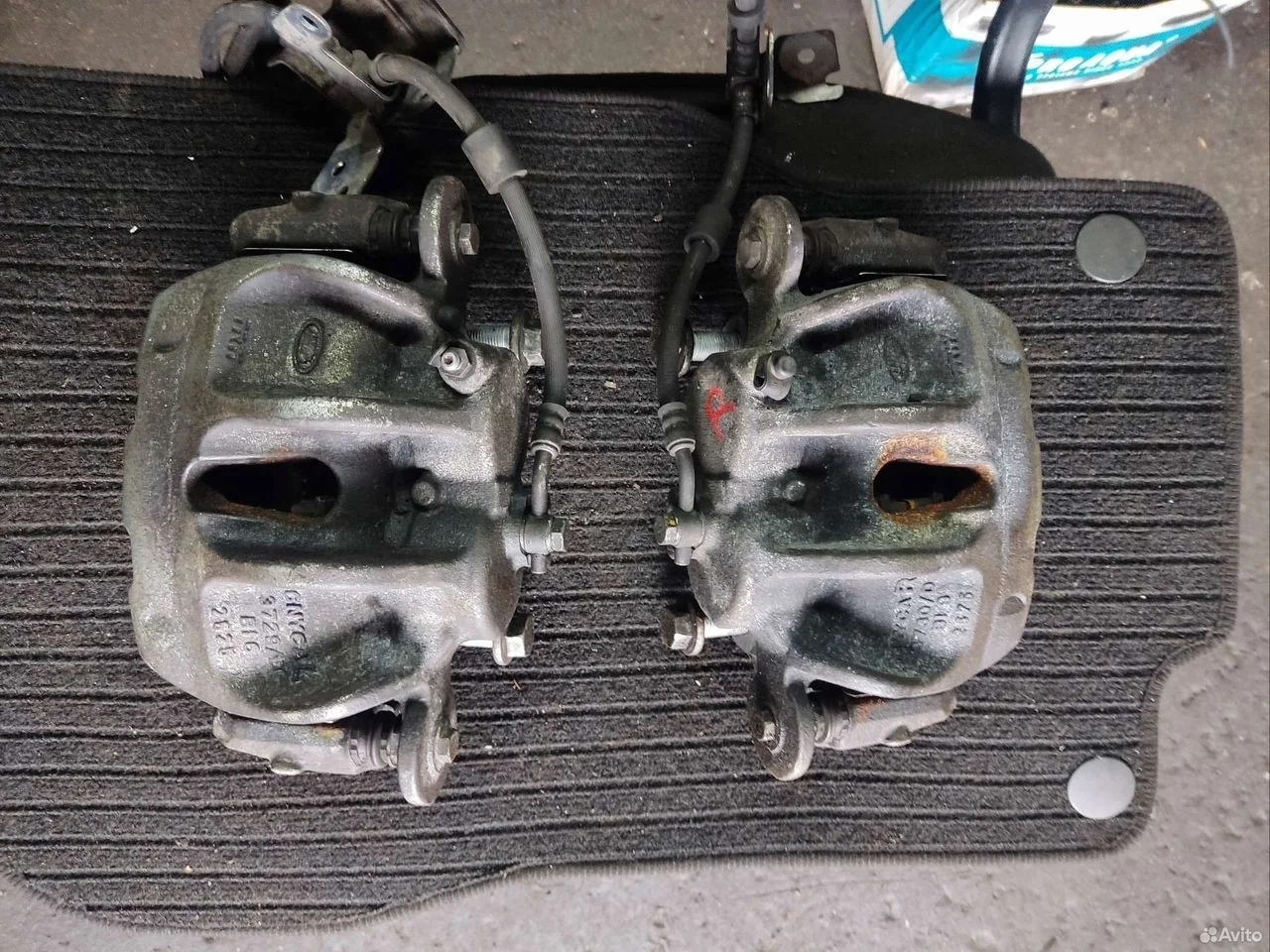 Суппорт передний range rover sport 2 l494