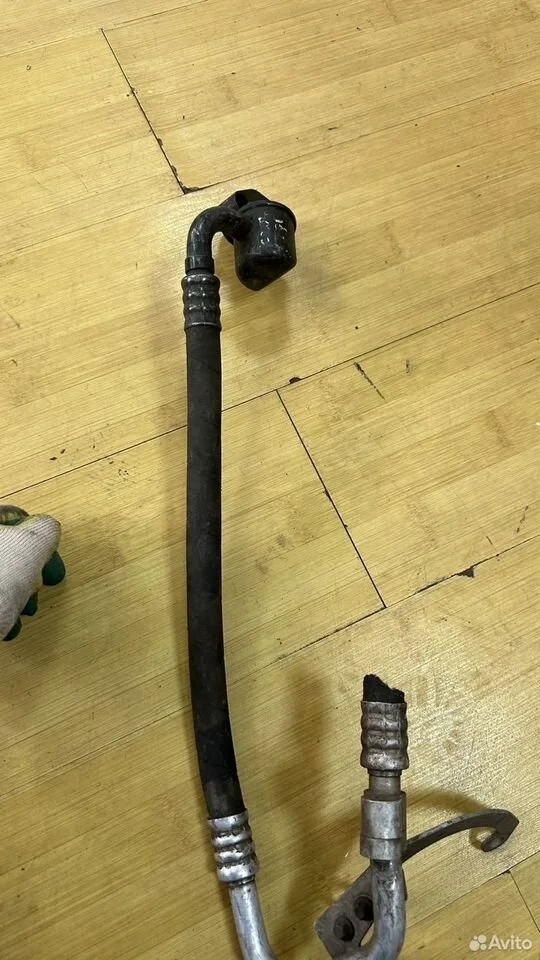 Трубка кондиционера mercedes w203 a2712300656