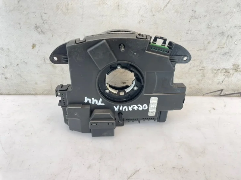 кольцо SRS Skoda Octavia 2010 1Z3 BSE