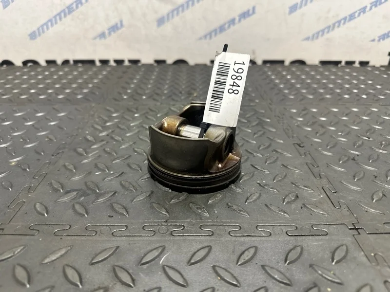 Поршень BMW E53