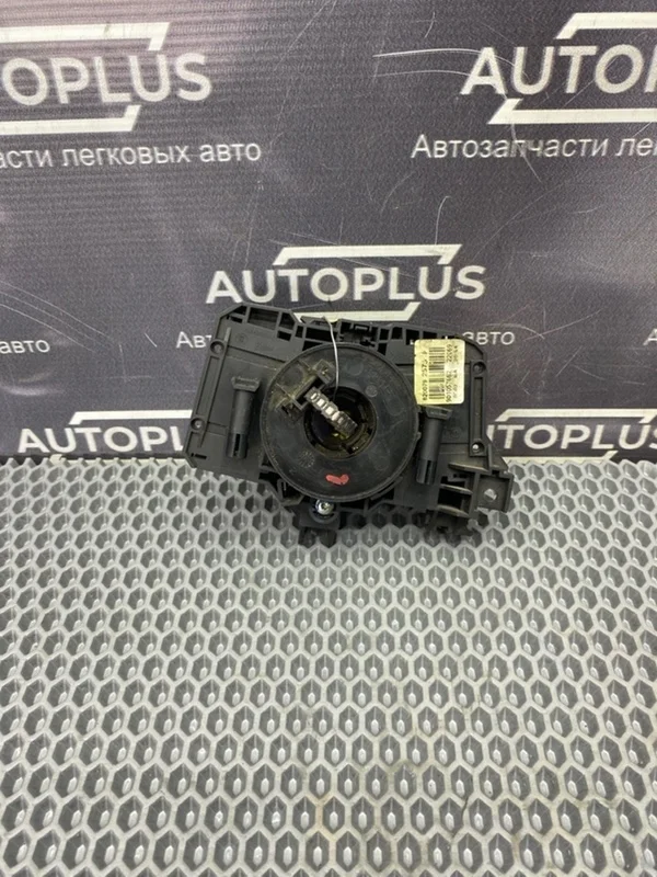 Подрулевой шлейф Renault Logan 8200792575 1.4