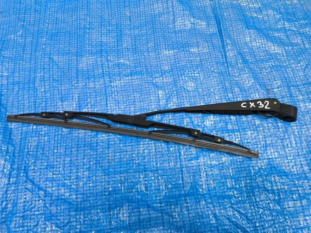 Б.у. поводок стеклоочистителя MITSUBISHI LANCER CX3A MITSUBISHI LANCER CX3A