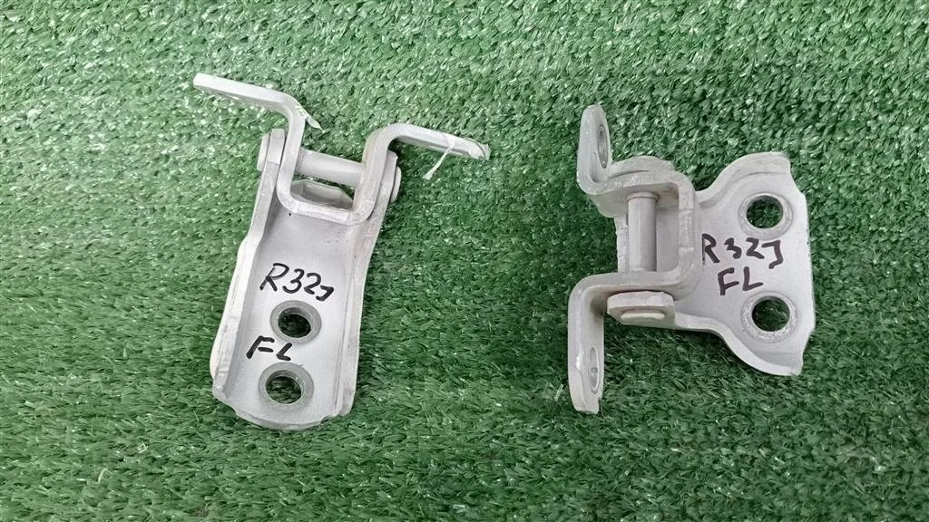 Б.у. петля двери TOYOTA RAV4 ACA30 TOYOTA RAV4 ACA30