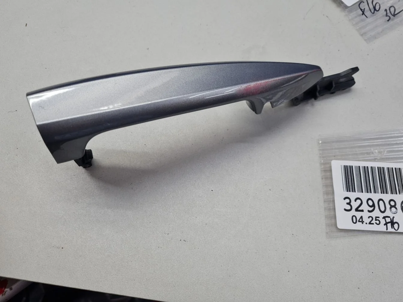 Ручка двери нaружная правая для BMW X6 F16 2014-2020