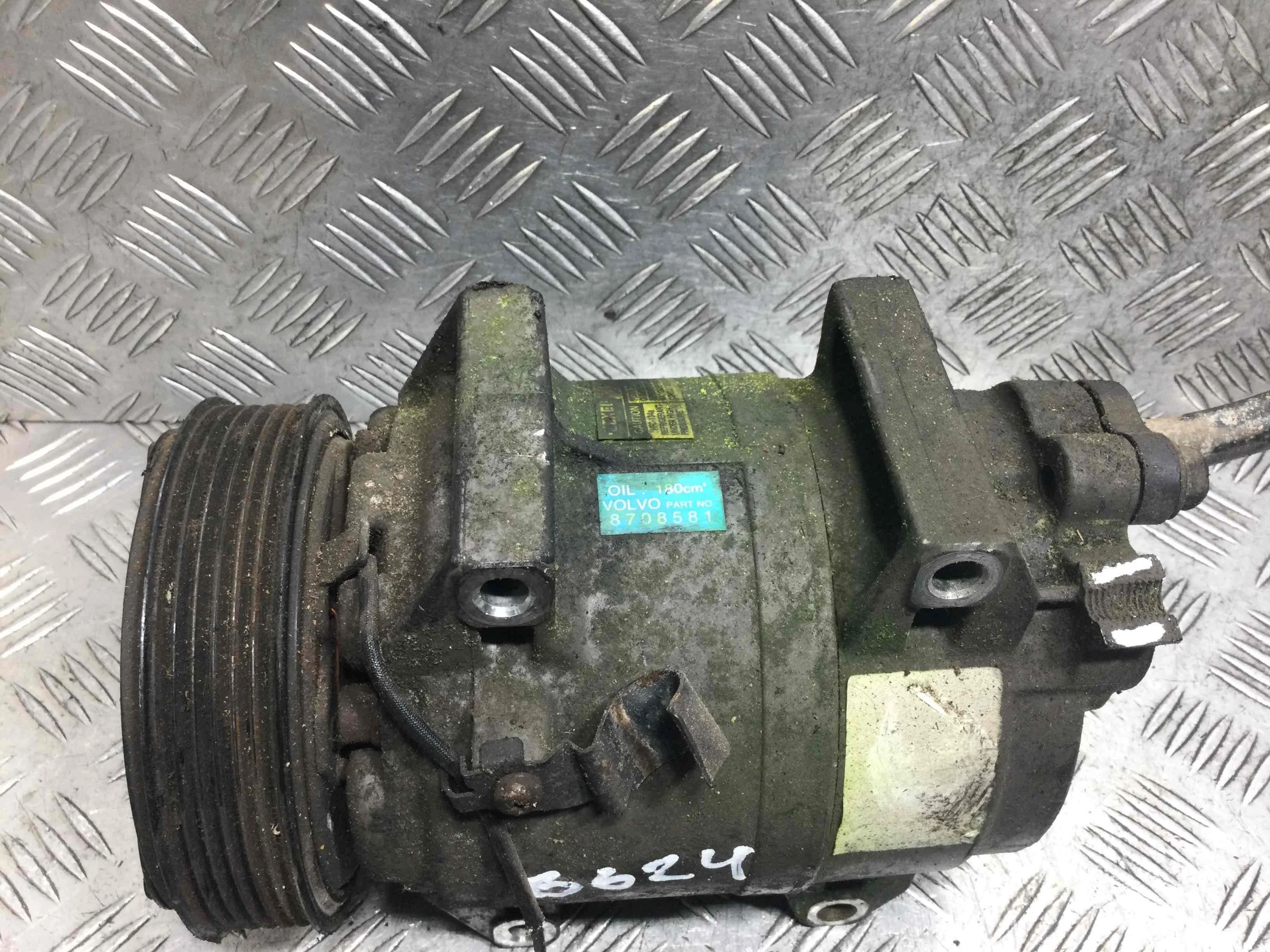 Компрессор кондиционера Volvo XC90 1 поколение (2002-2006) бензин 2.9 i Автомат