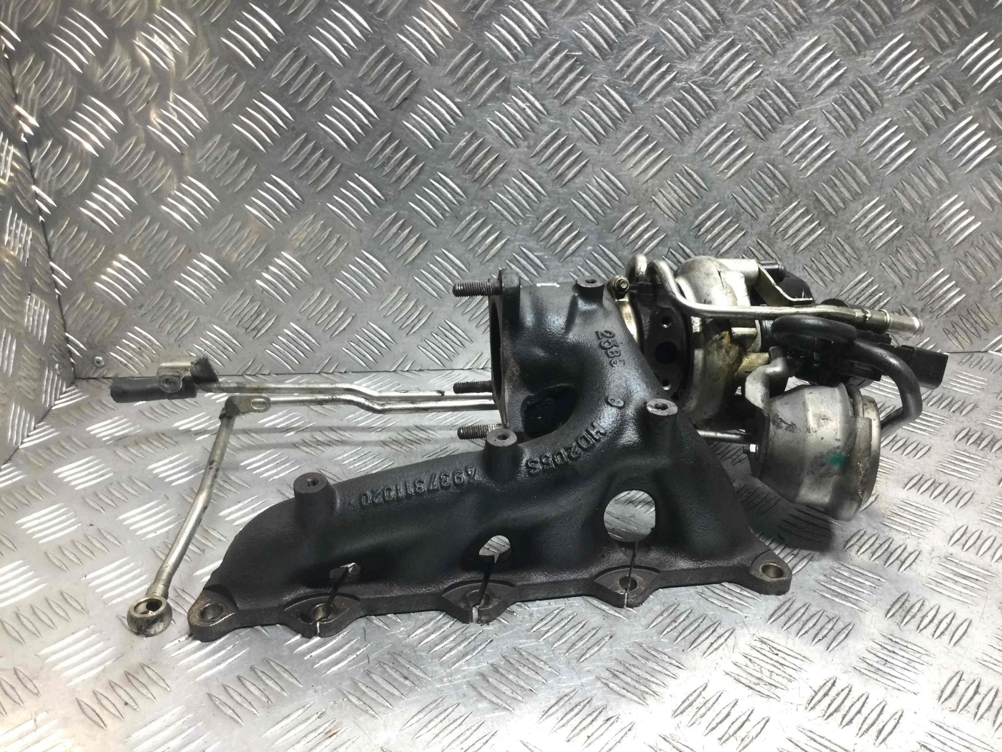 Турбина Volkswagen Golf 6 поколение (2008-2015) бензин 1.4 TFSI Механика Х/б