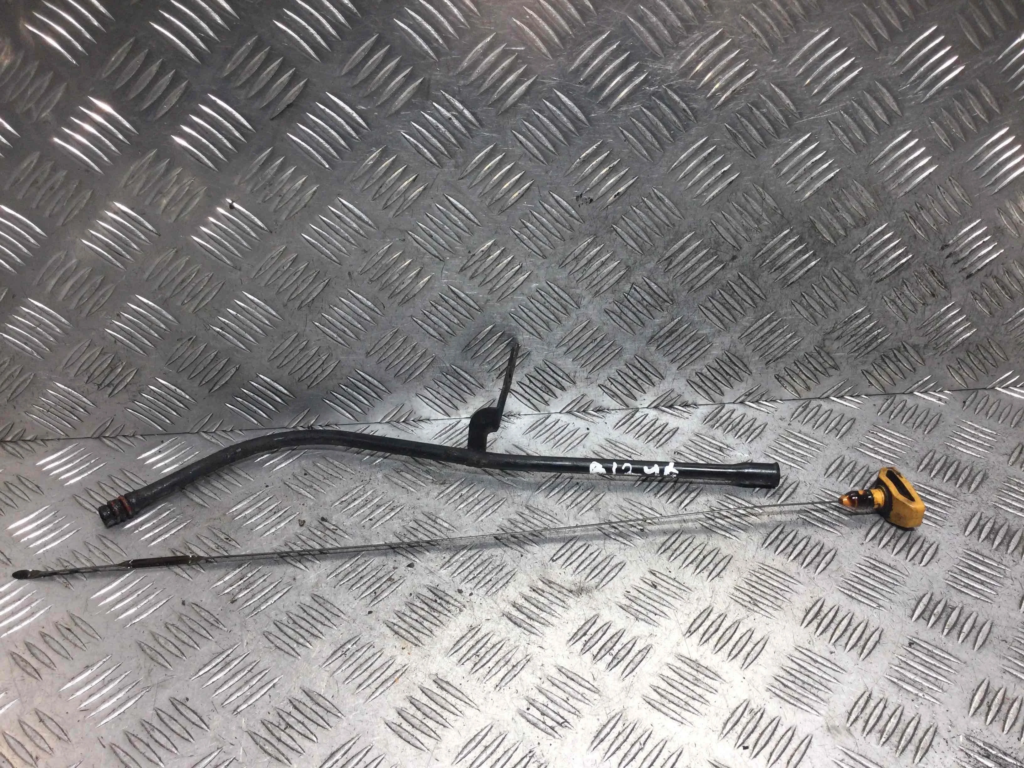 Щуп двигателя Subaru Impreza 2 поколение [2-й рестайлинг] (2005-2007) бензин 2.0 i Автомат