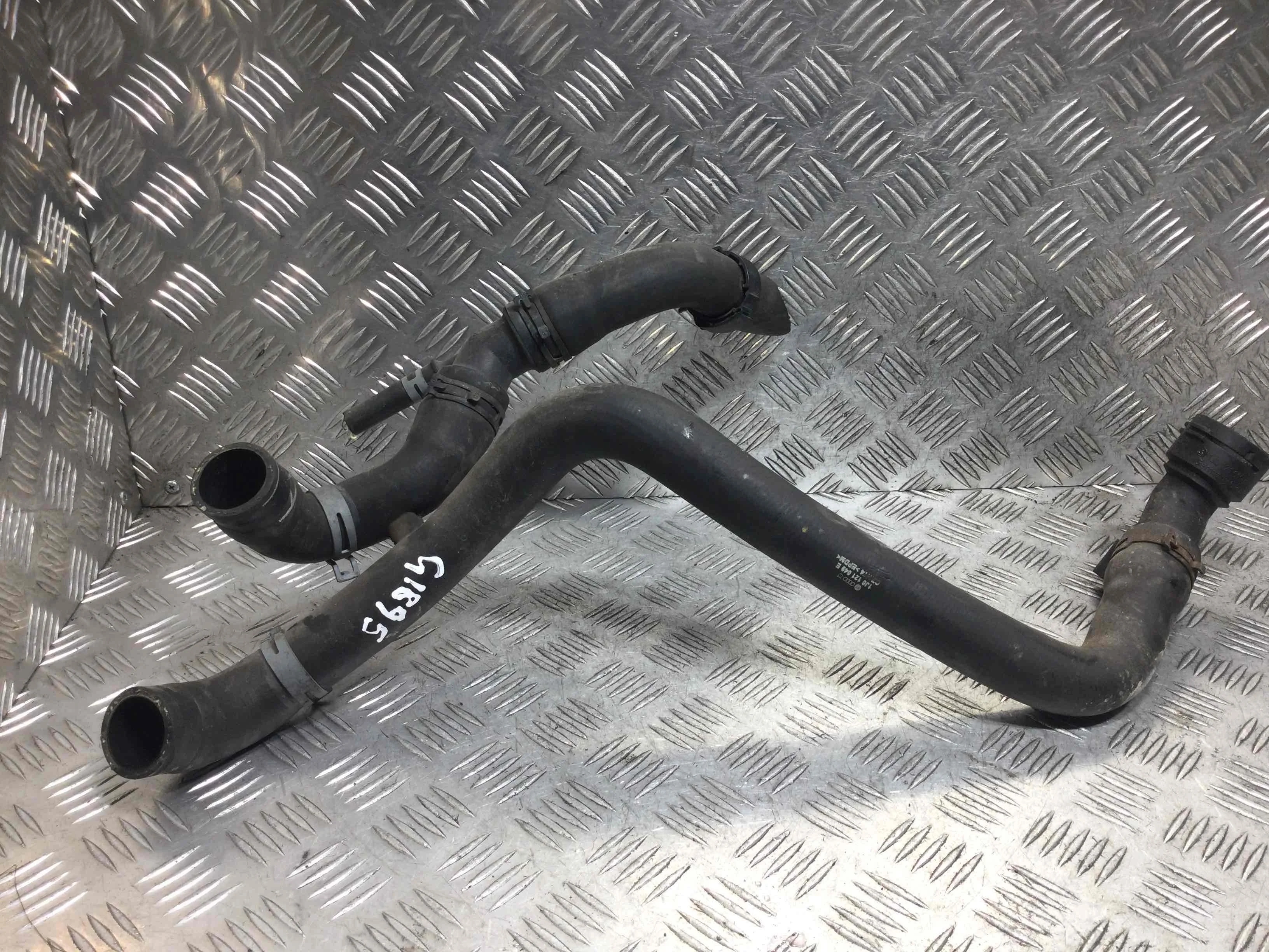 Патрубок радиатора Volkswagen Golf 4 поколение (1997-2004) бензин 1.4 i Механика Х/б