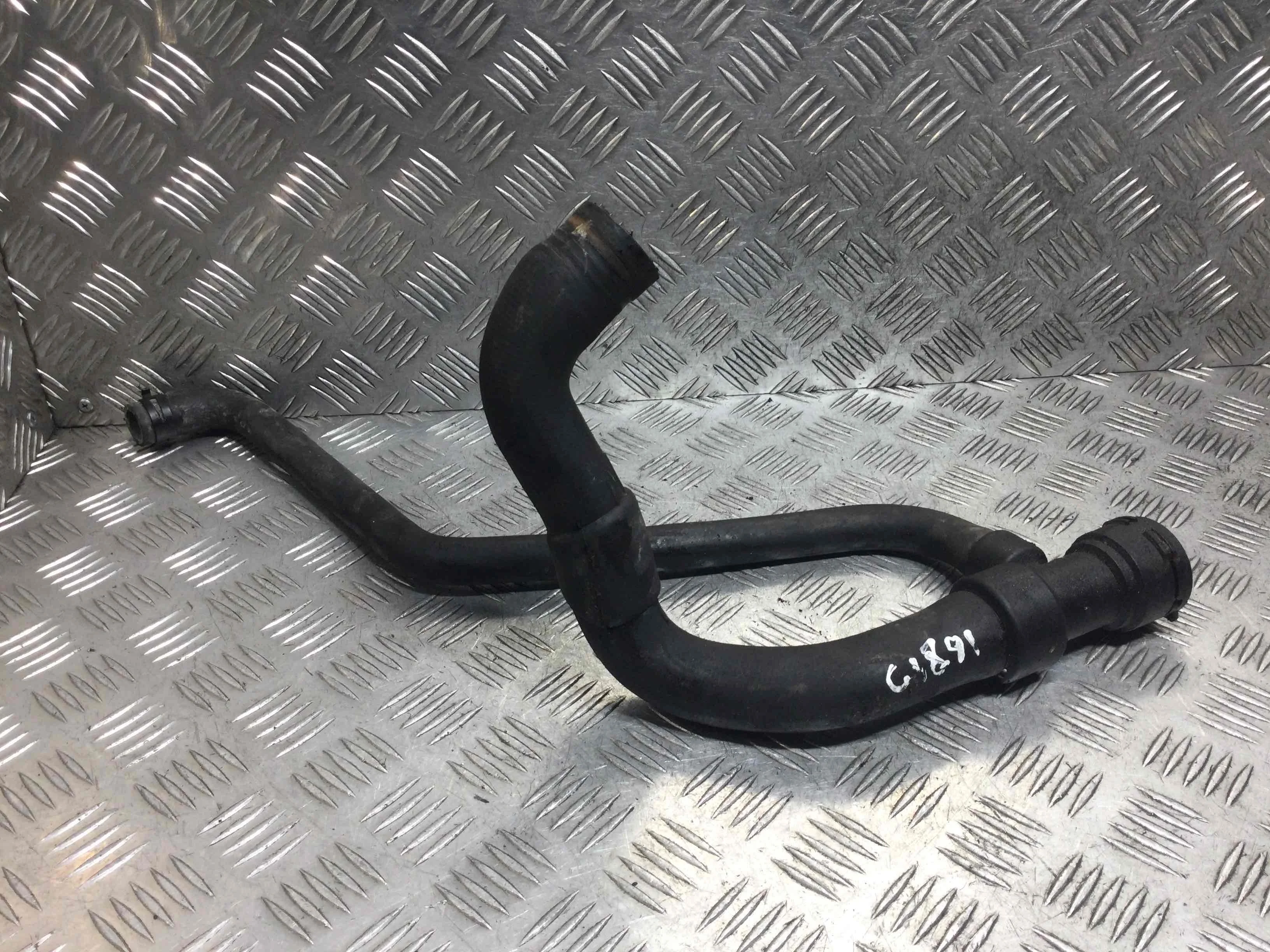 Патрубок радиатора Audi A4 B5 [рестайлинг] (1999-2001) бензин 1.8 i Механика Универсал