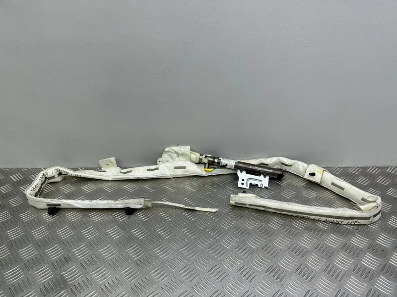 Шторка безопасности Audi A6 C7