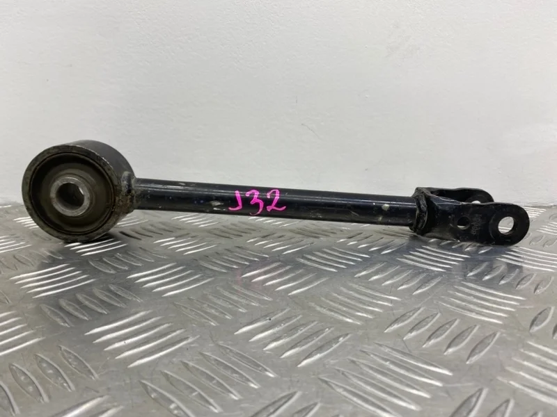 Штанга Nissan Teana J32