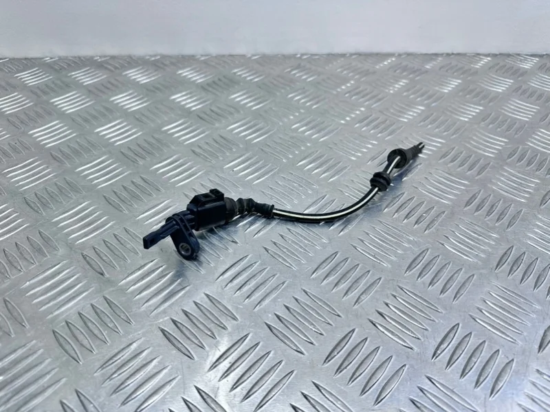 Датчик abs Volkswagen Passat B6