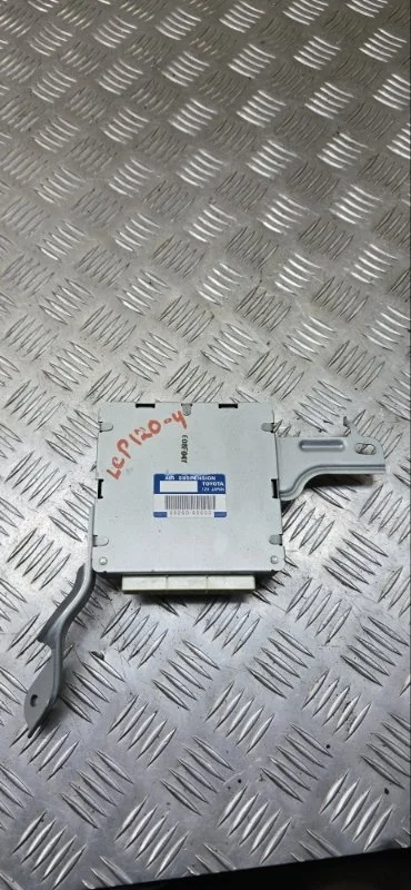 Блок управления подвеской Toyota Land Cruiser Prado 120 (2002-2009) 2008 8929360033 ВНЕДОРОЖНИК 4.0 I 1GRFE