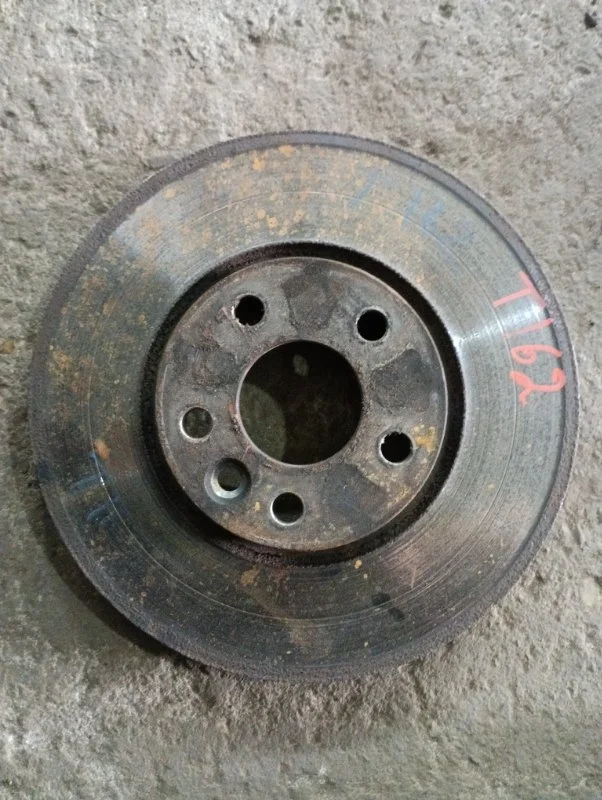 Диск тормозной передний Land Rover Freelander Ii (2006-2014) 2011 LR007055 2.2 D 224DT