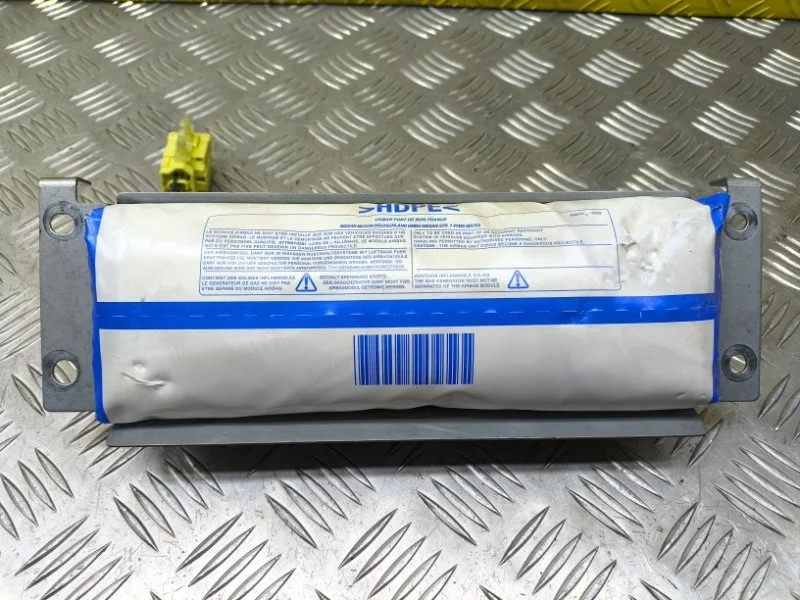 Подушка безопасности пассажирская (в торпедо) Nissan Pathfinder (R51M) 2004-2013 2010 98515EB300 ВНЕДОРОЖНИК 2.5 D YD25DDTI