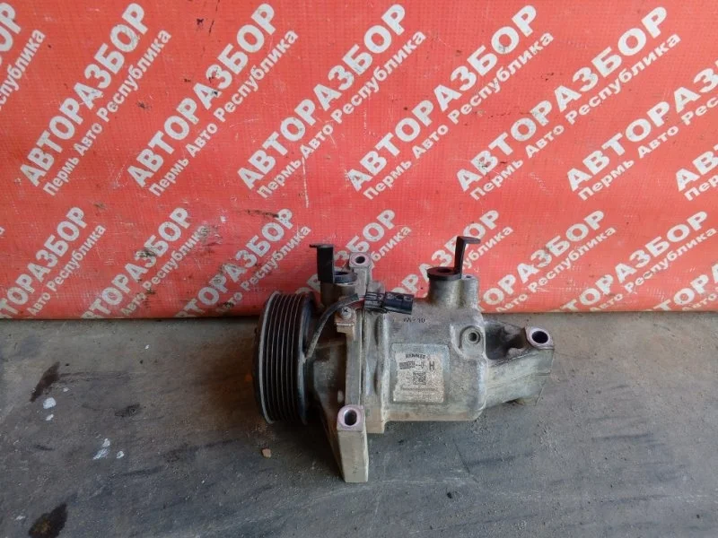 Компрессор кондиционера Renault Duster 2020 926006053R H4M