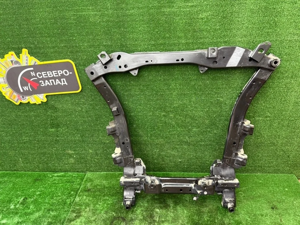 Балка под двс Renault Sandero Stepway 2021 544014156R H4M, передняя