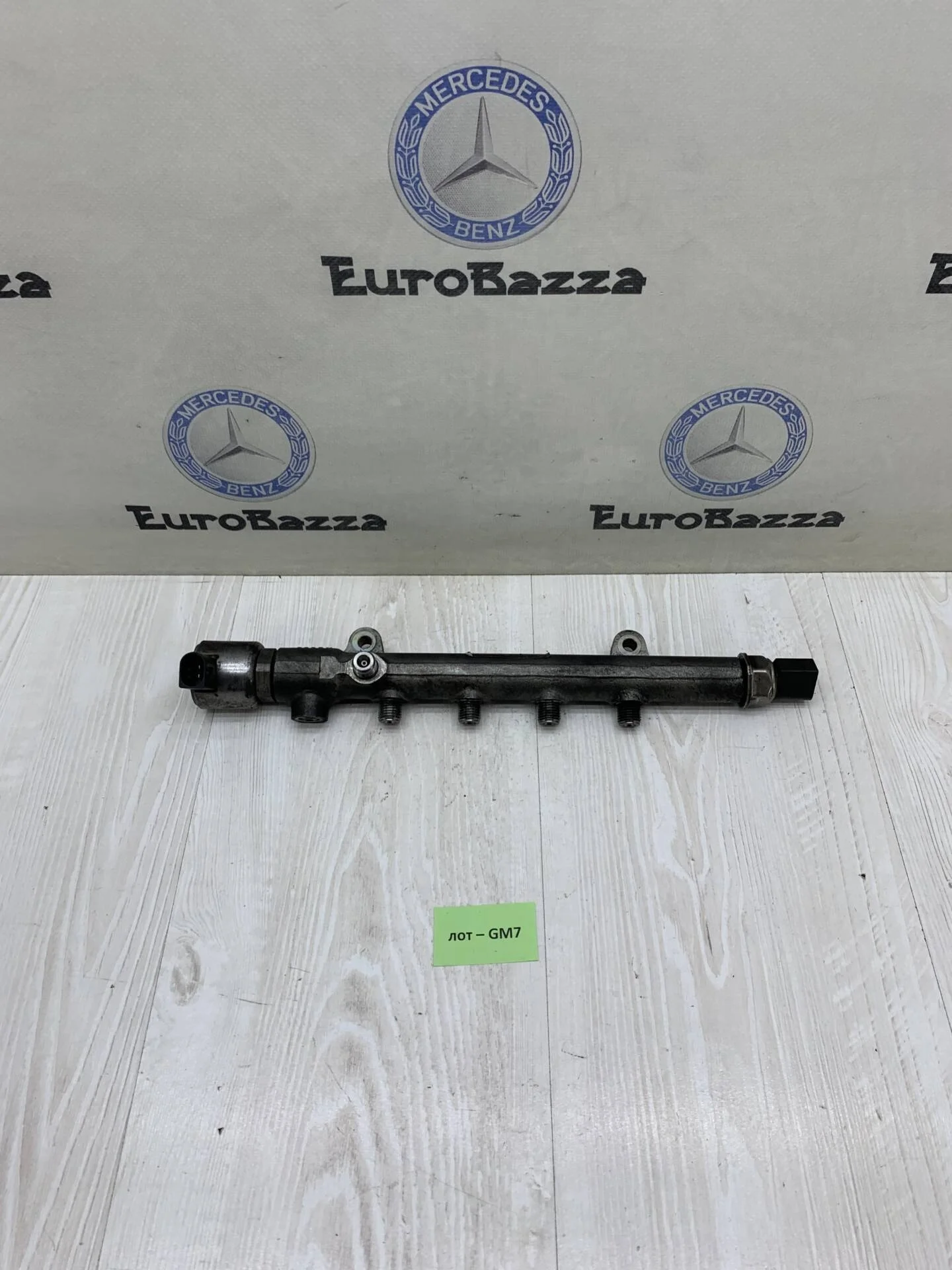 Топливная рампа Mercedes Om651