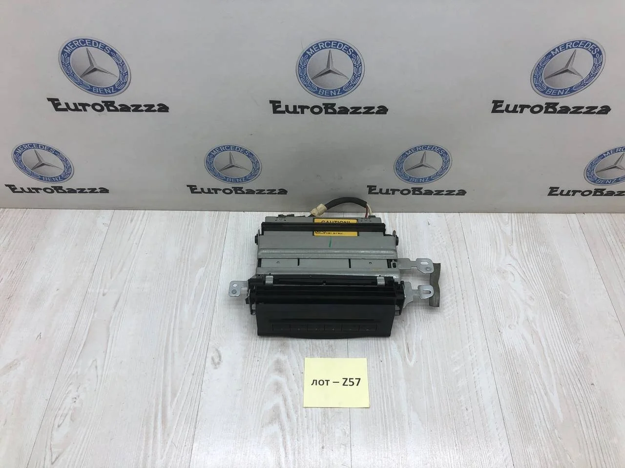 CD-чейнджер Mercedes X164