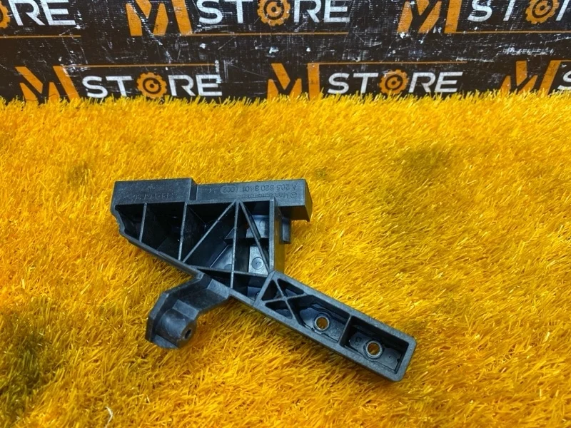 Кронштейн фары Mercedes-Benz C-Class 2015 A2056203401 W205 274.910, левый